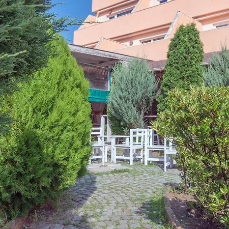 Лозенец Резорт Hotel 3*