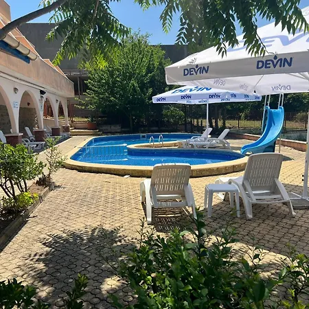 Лозенец Резорт Hotel